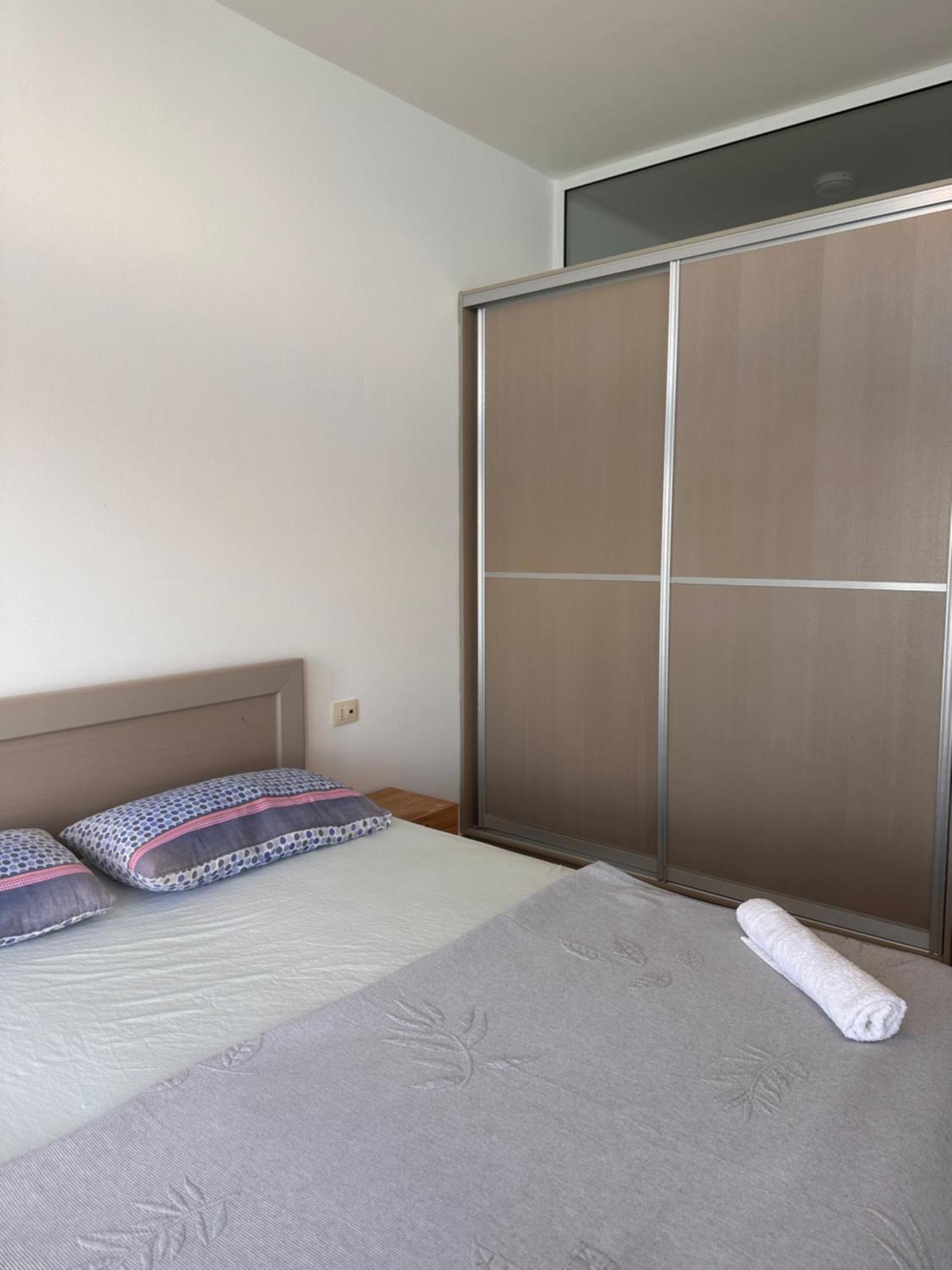 Sail Sea View Apartments Sarandë エクステリア 写真
